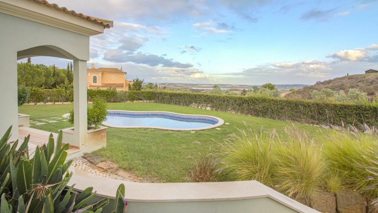 Villas @ Quinta Do Vale Golfe Каштру-Марин Номер фото